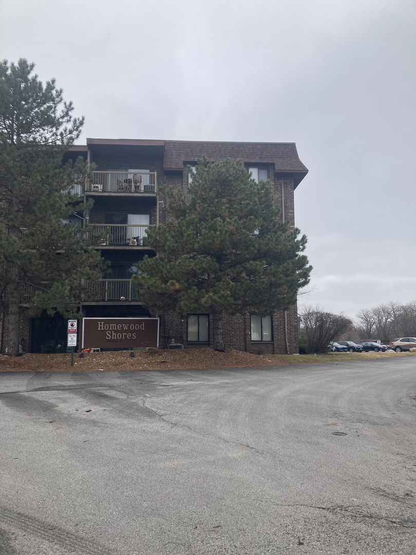830 Elder Rd #B413 Homewood, IL 60430