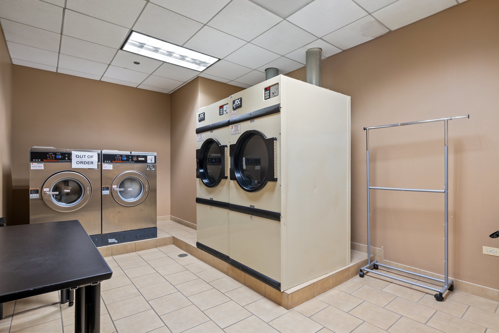 222 N Columbus Dr #902 Chicago, IL 60601