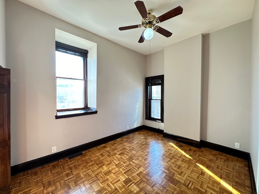 238 S Ashland Ave