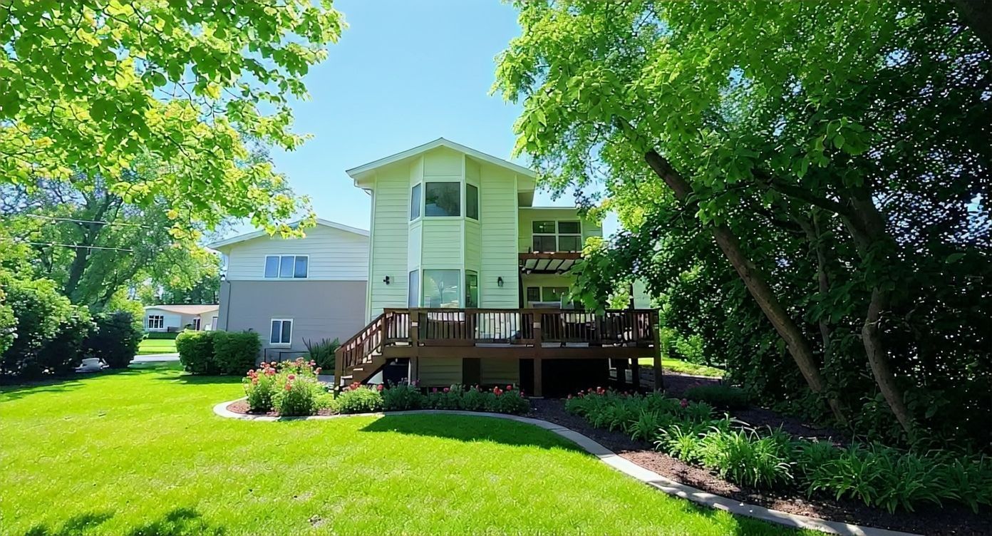 517 Appletree Ln Deerfield, IL 60015