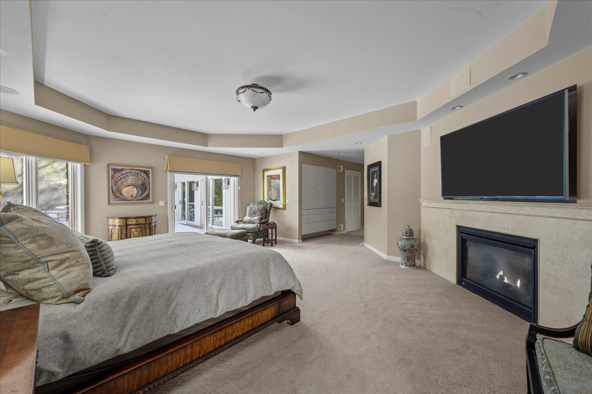 1725 Lilly Ct Highland Park, IL 60035