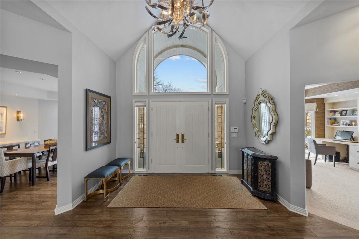 1725 Lilly Ct Highland Park, IL 60035