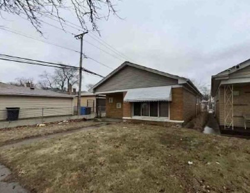 9315 S East End Ave Chicago, IL 60617