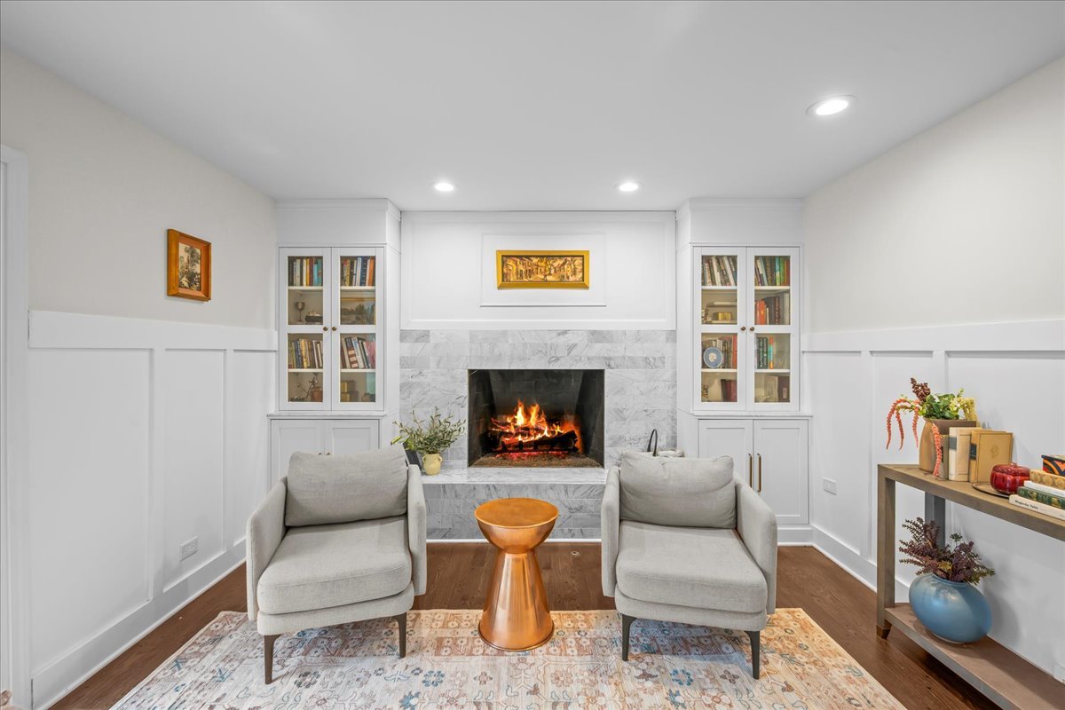 520 Standish Dr Deerfield, IL 60015