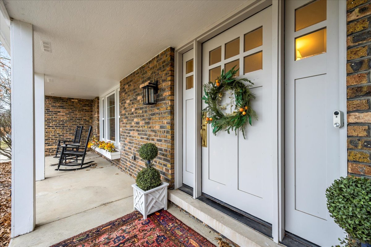 520 Standish Dr Deerfield, IL 60015