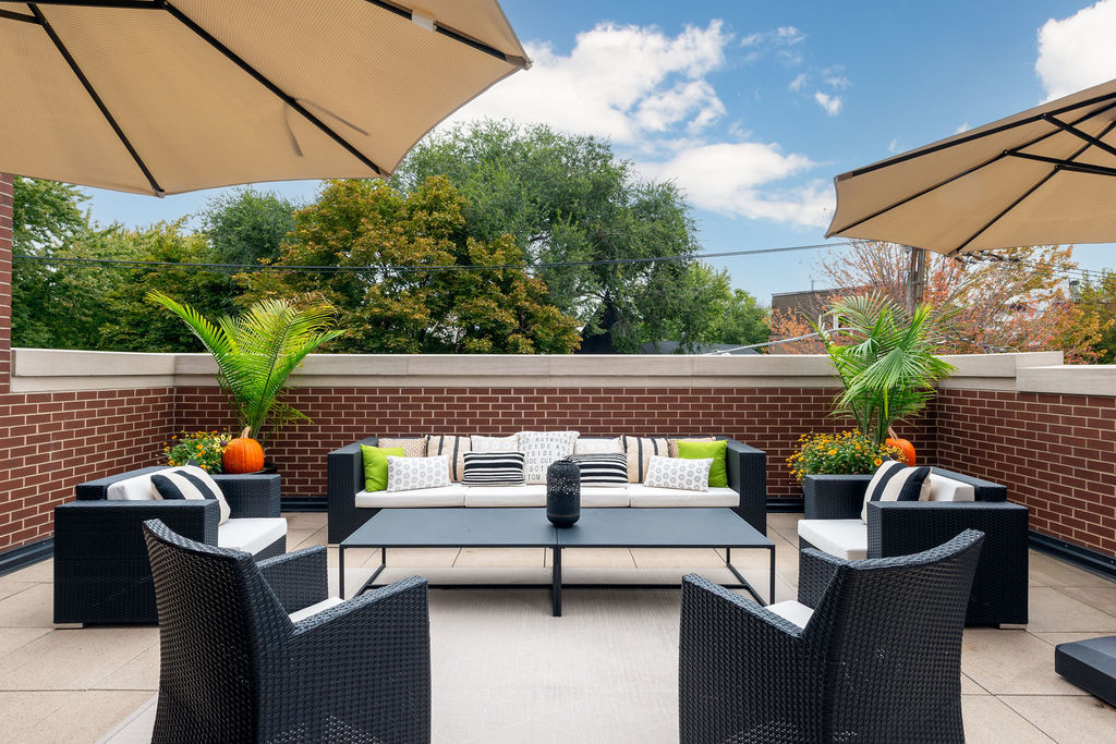 2217 N Clybourn Ave Chicago, IL 60614