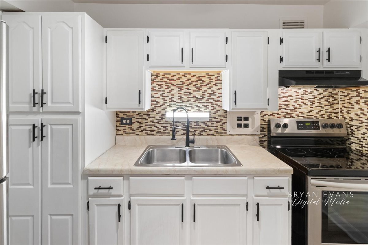 7337 S South Shr Dr #307 Chicago, IL 60649