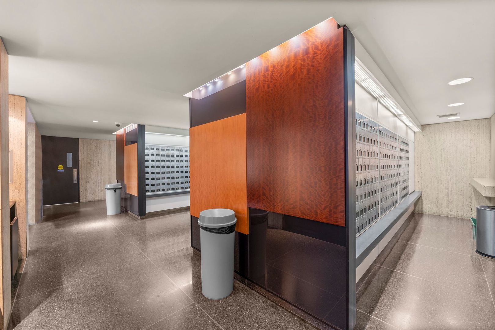 400 E Randolph St #3702 Chicago, IL 60601