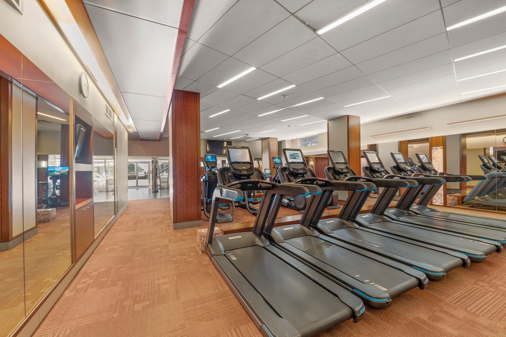 400 E Randolph St #3702 Chicago, IL 60601