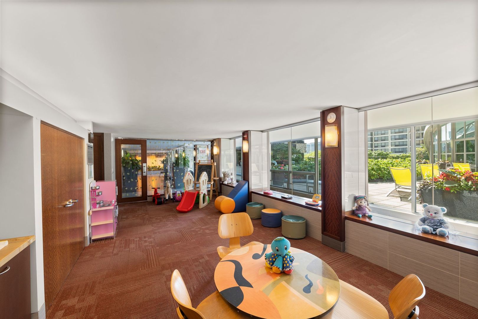 400 E Randolph St #3702 Chicago, IL 60601