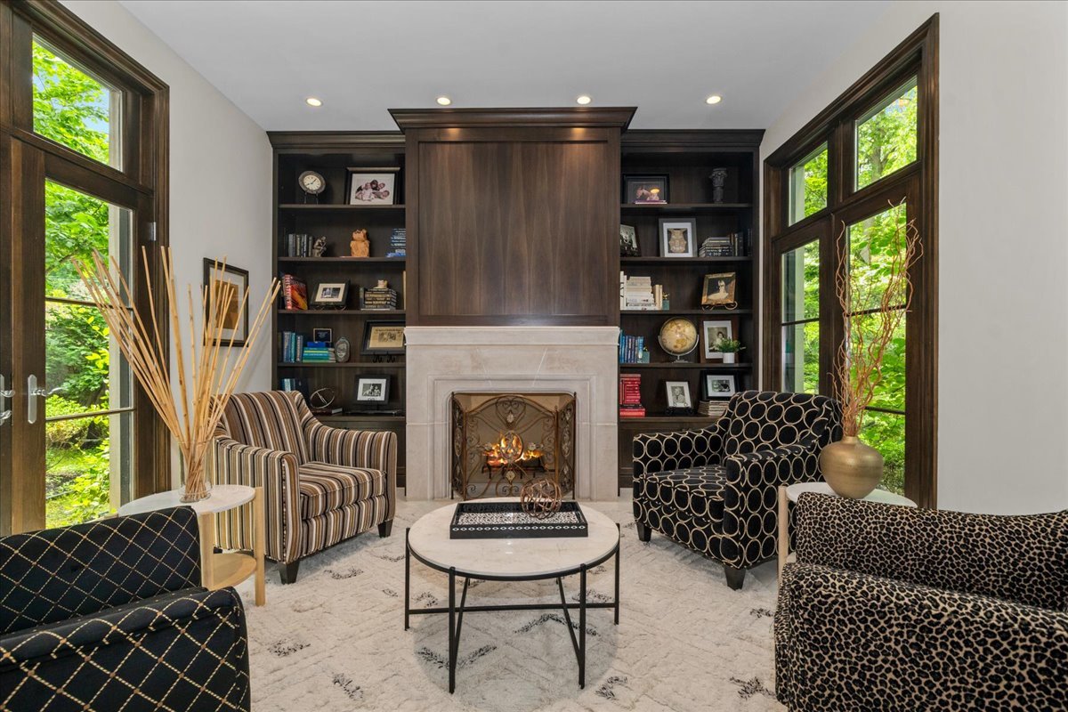 601 Linden Ave Wilmette, IL 60091