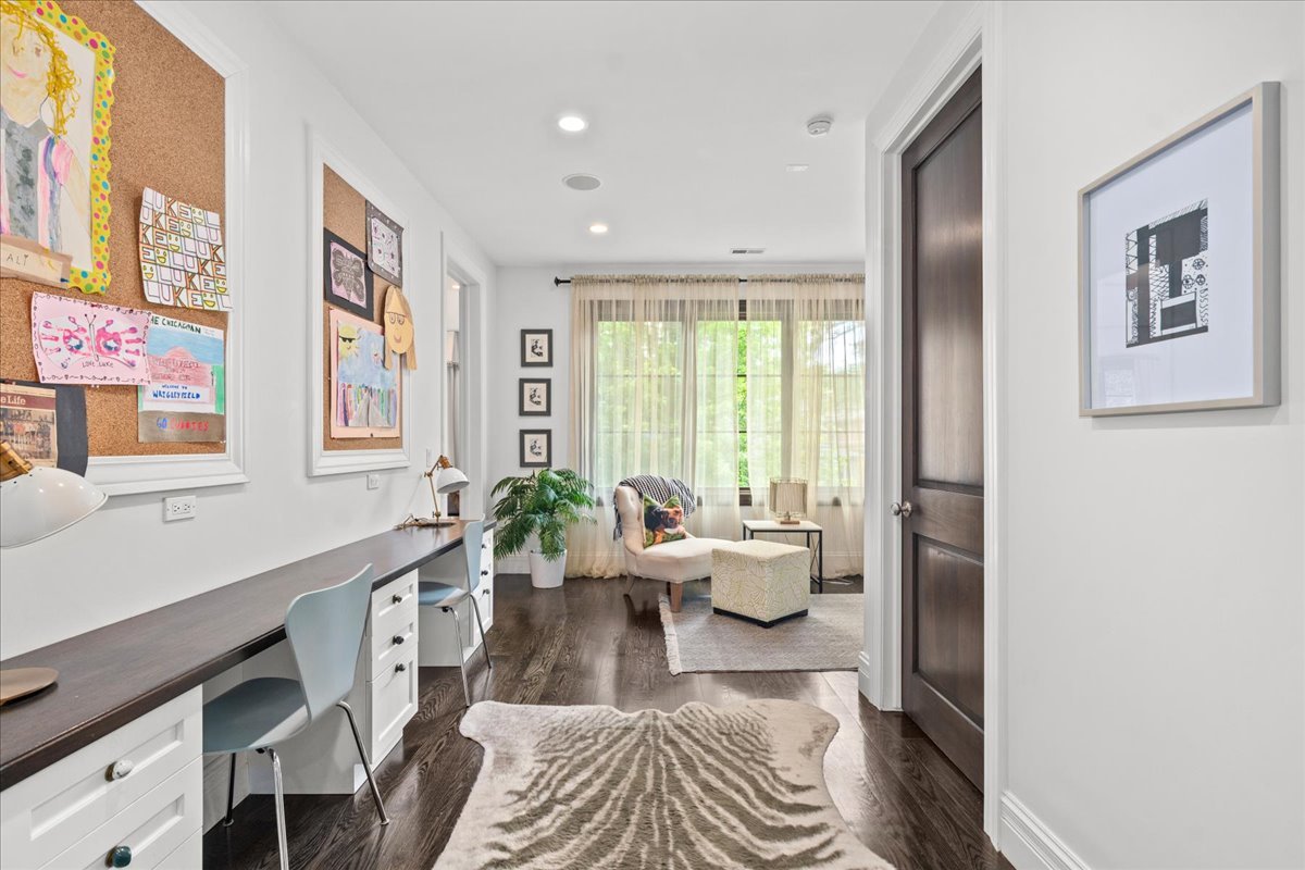 601 Linden Ave Wilmette, IL 60091