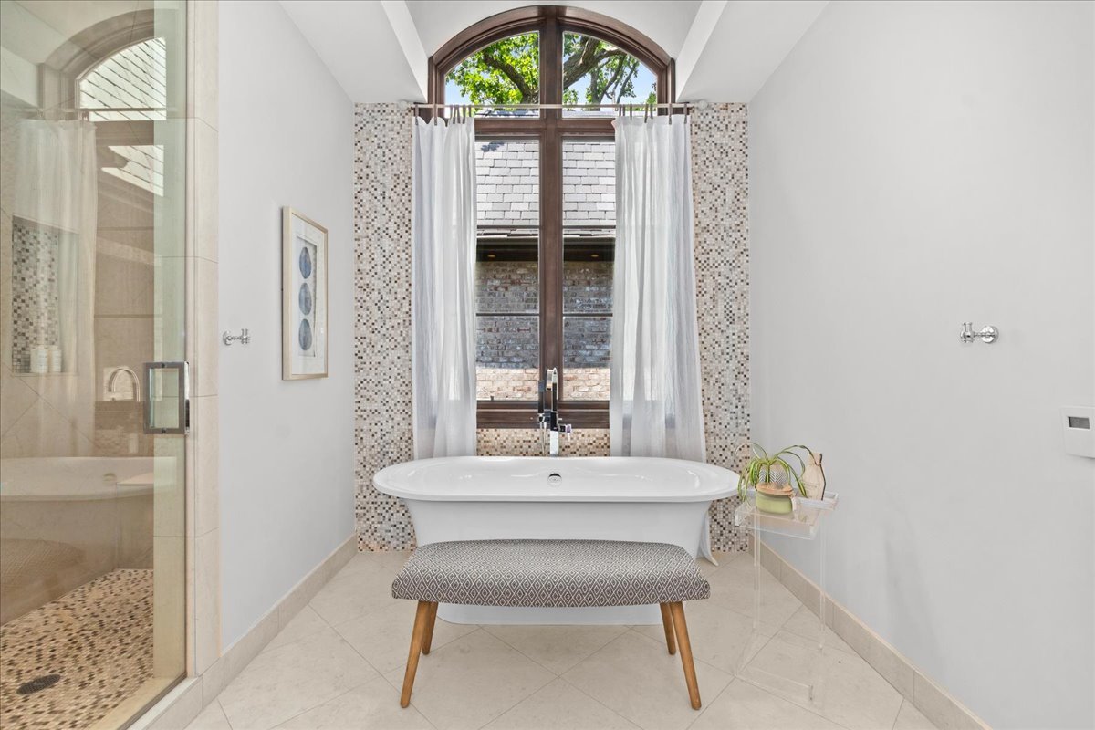 601 Linden Ave Wilmette, IL 60091