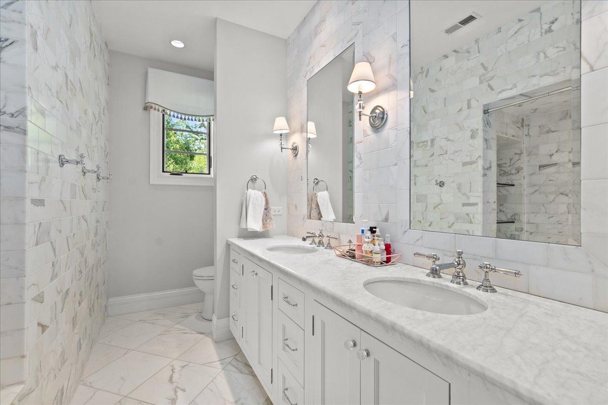 601 Linden Ave Wilmette, IL 60091