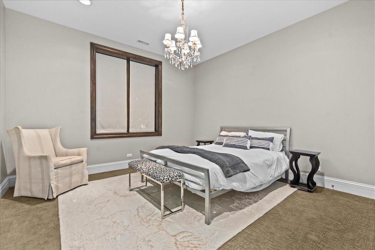 601 Linden Ave Wilmette, IL 60091