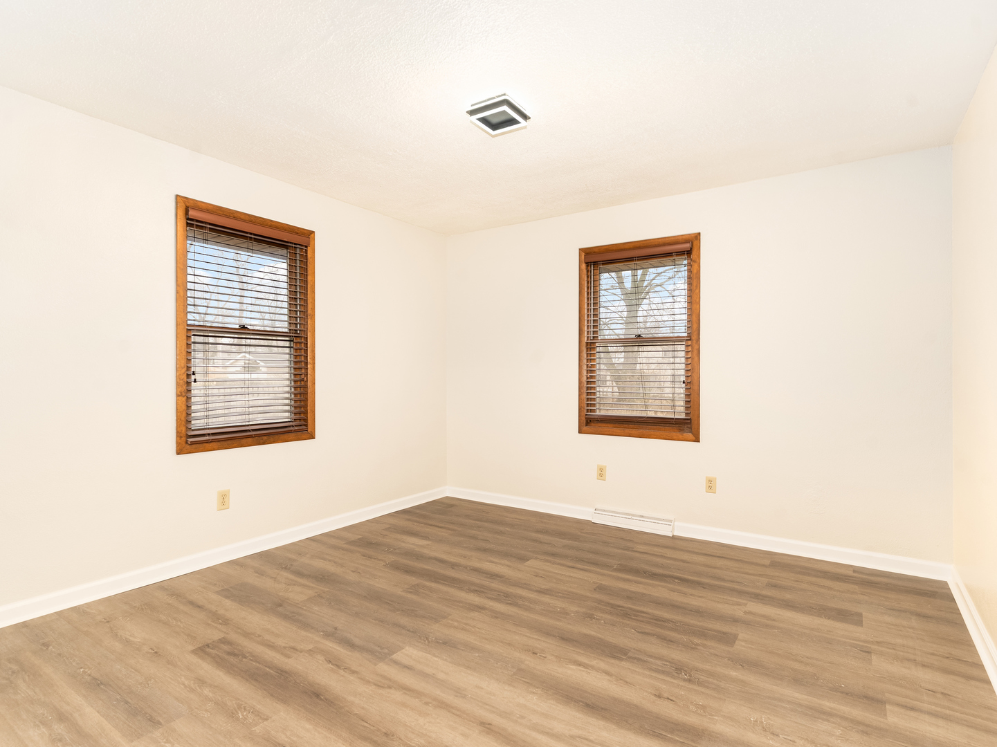 1101 Rooney Dr Joliet, IL 60435