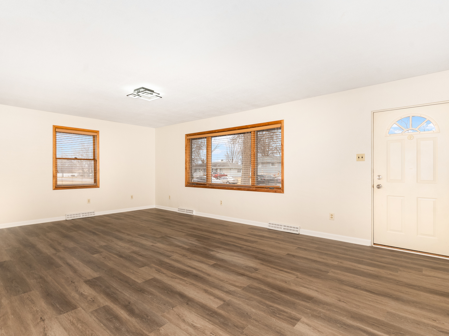 1101 Rooney Dr Joliet, IL 60435