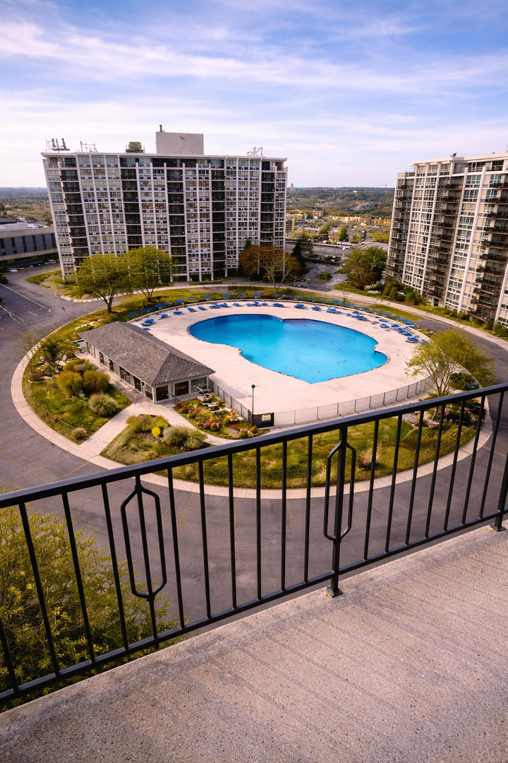 8809 W Golf Rd #11F Niles, IL 60714