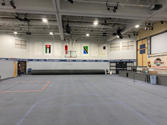 1852 95th St Naperville, IL 60564