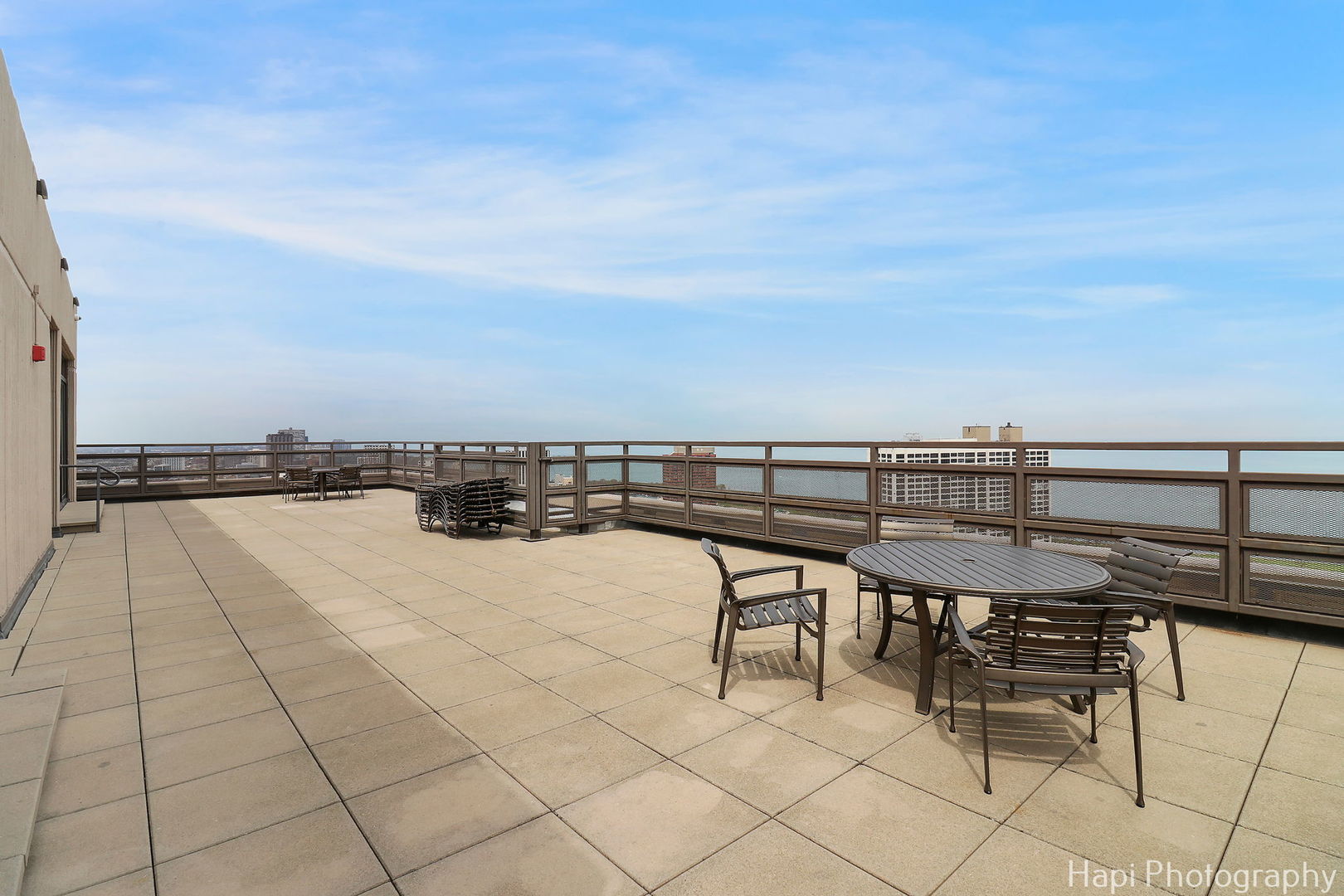 2650 N Lakeview Ave #2605