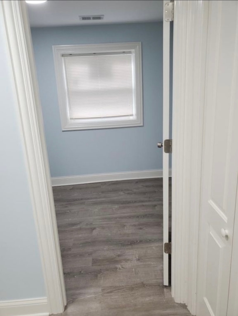 2567 S Emerald Ave Chicago, IL 60616