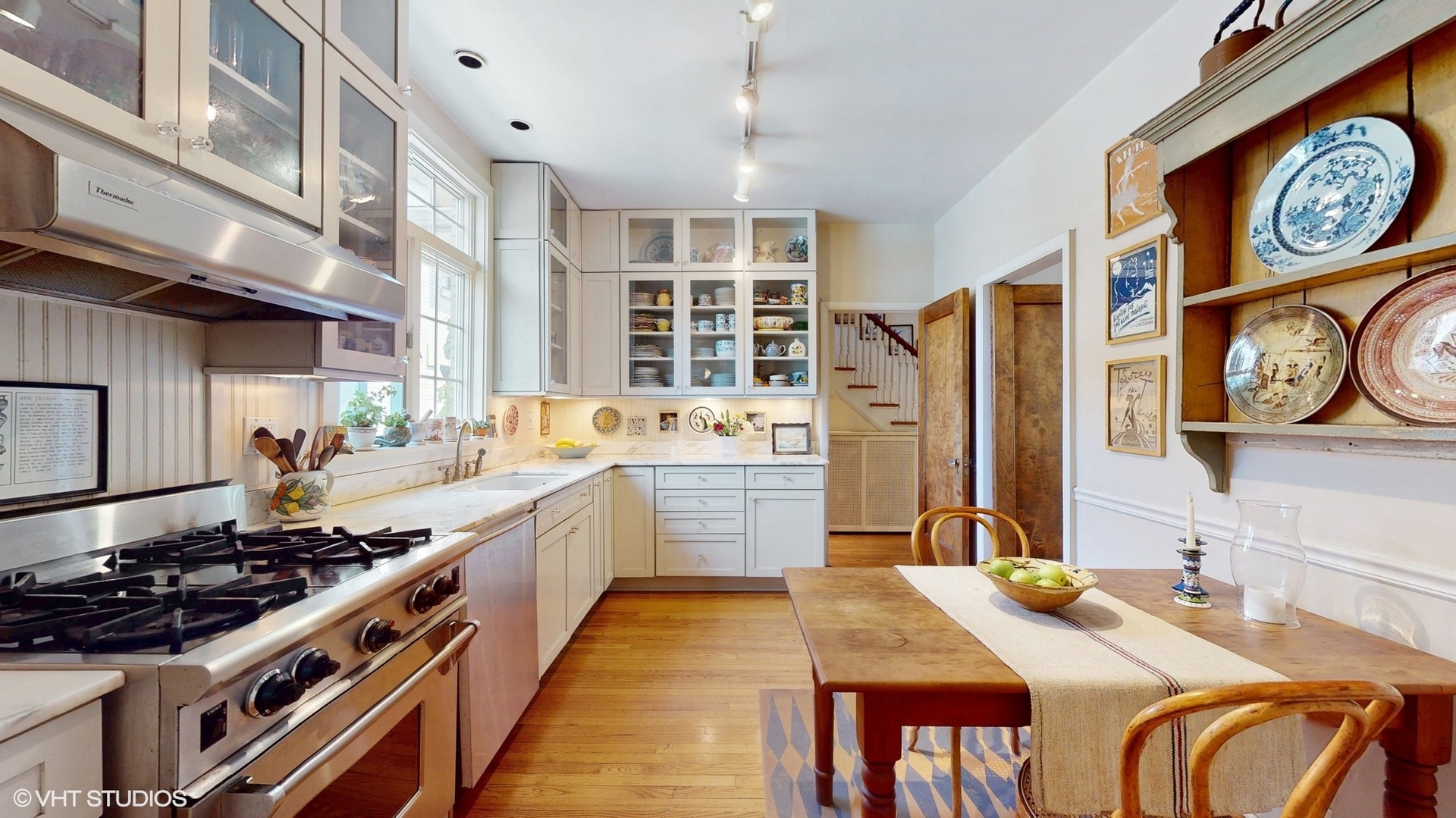 1009 N Oak Park Ave Oak Park, IL 60302