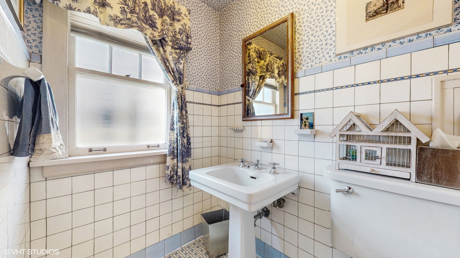 1009 N Oak Park Ave Oak Park, IL 60302