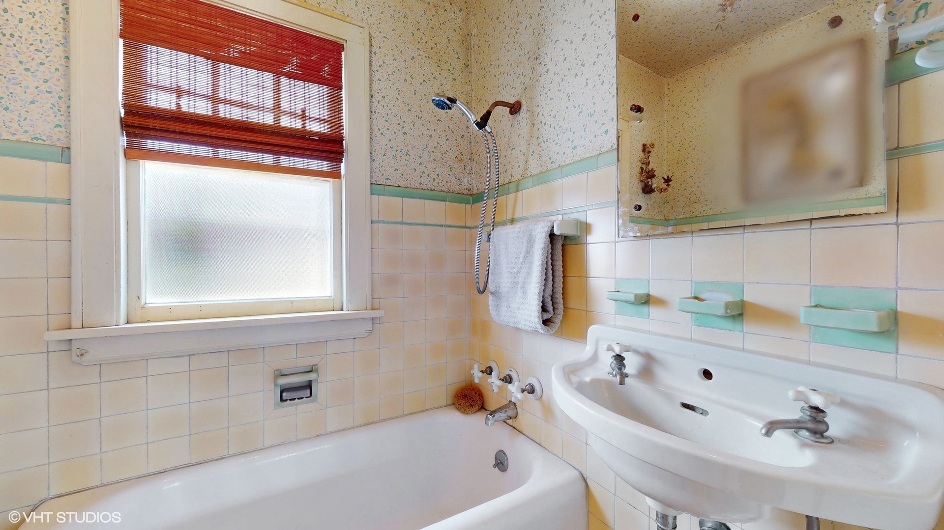 1009 N Oak Park Ave Oak Park, IL 60302