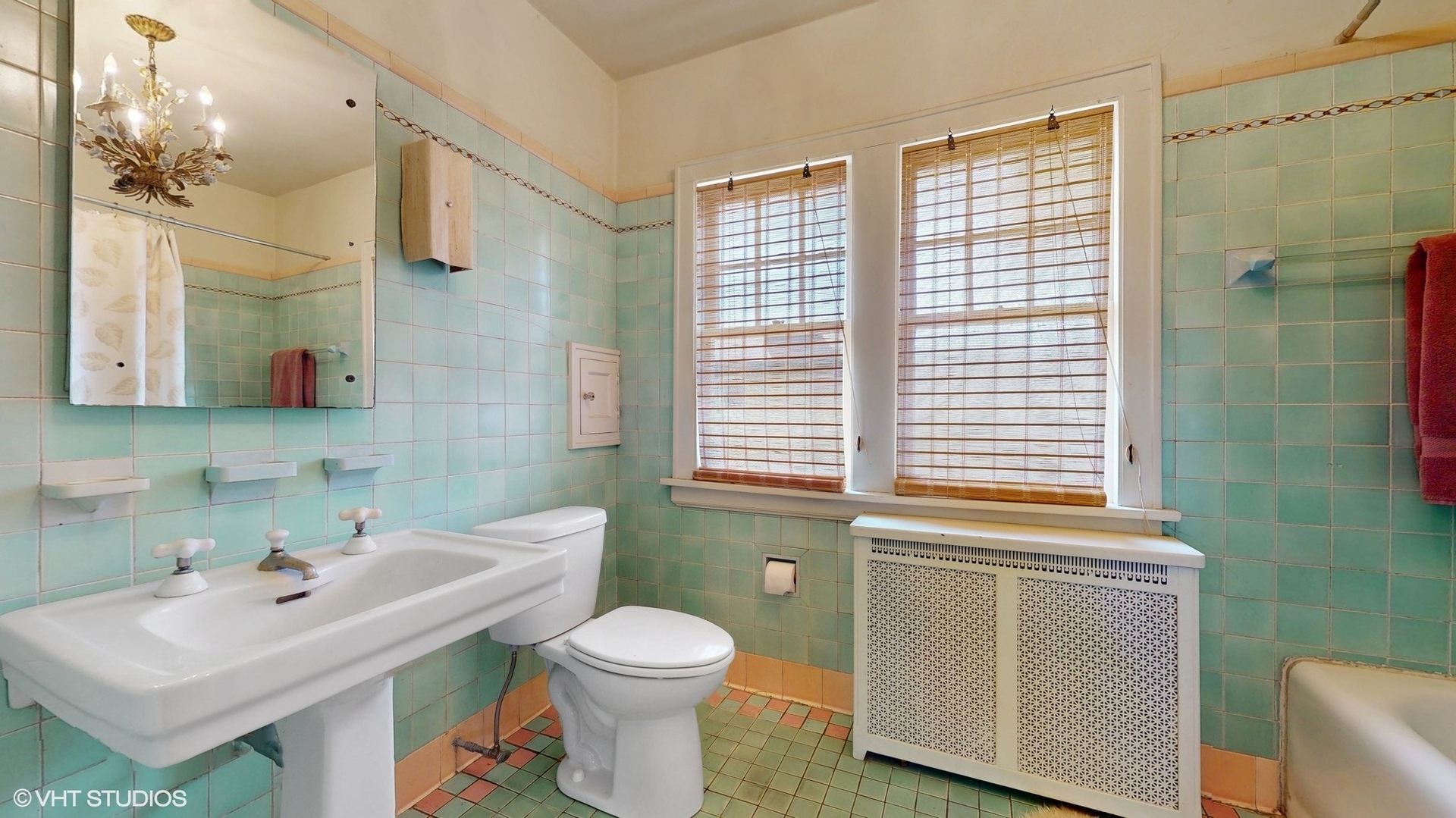 1009 N Oak Park Ave Oak Park, IL 60302