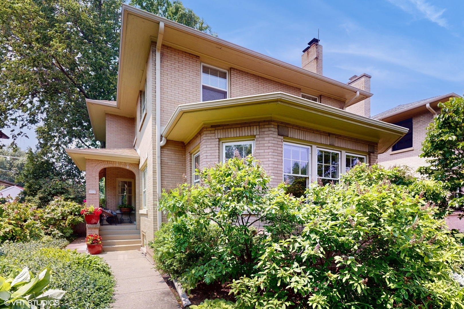 1009 N Oak Park Ave Oak Park, IL 60302