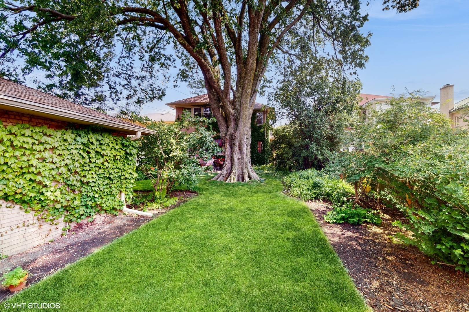 1009 N Oak Park Ave Oak Park, IL 60302