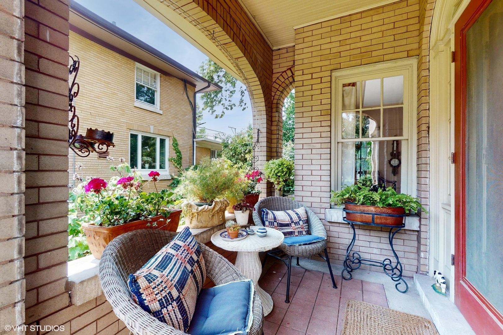 1009 N Oak Park Ave Oak Park, IL 60302