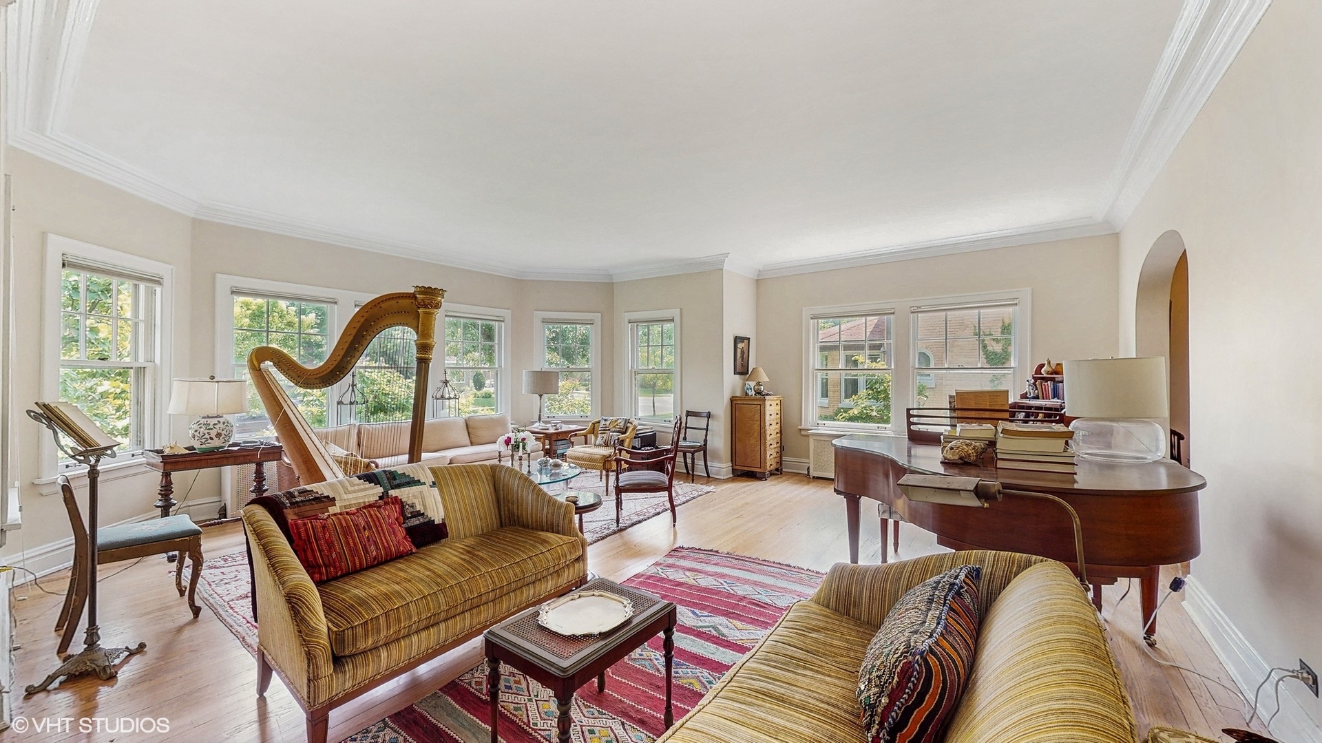 1009 N Oak Park Ave Oak Park, IL 60302