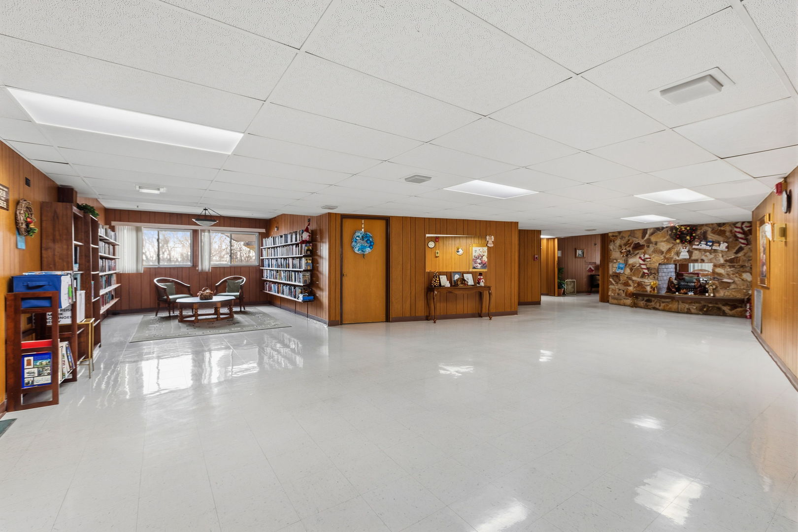 940 Holbrook Rd #26C Homewood, IL 60430