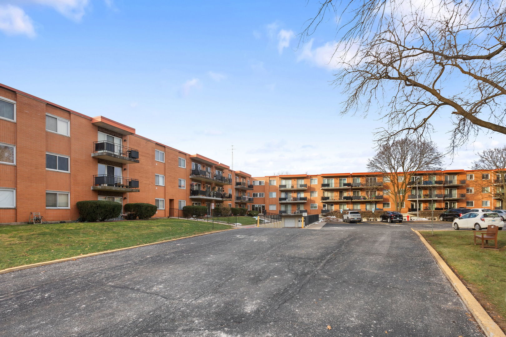 940 Holbrook Rd #26C Homewood, IL 60430