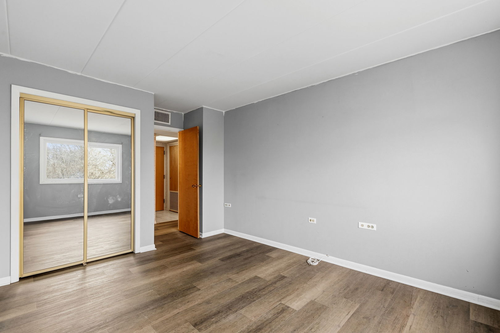 940 Holbrook Rd #26C Homewood, IL 60430