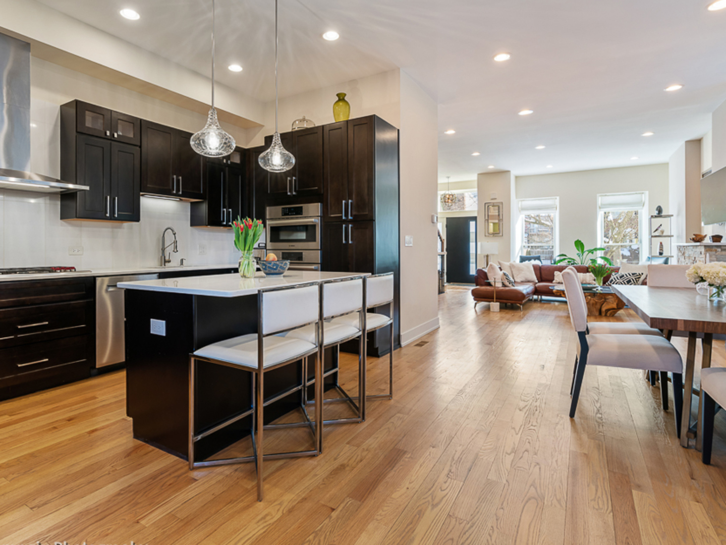 3604 S Prairie Ave Chicago, IL 60653