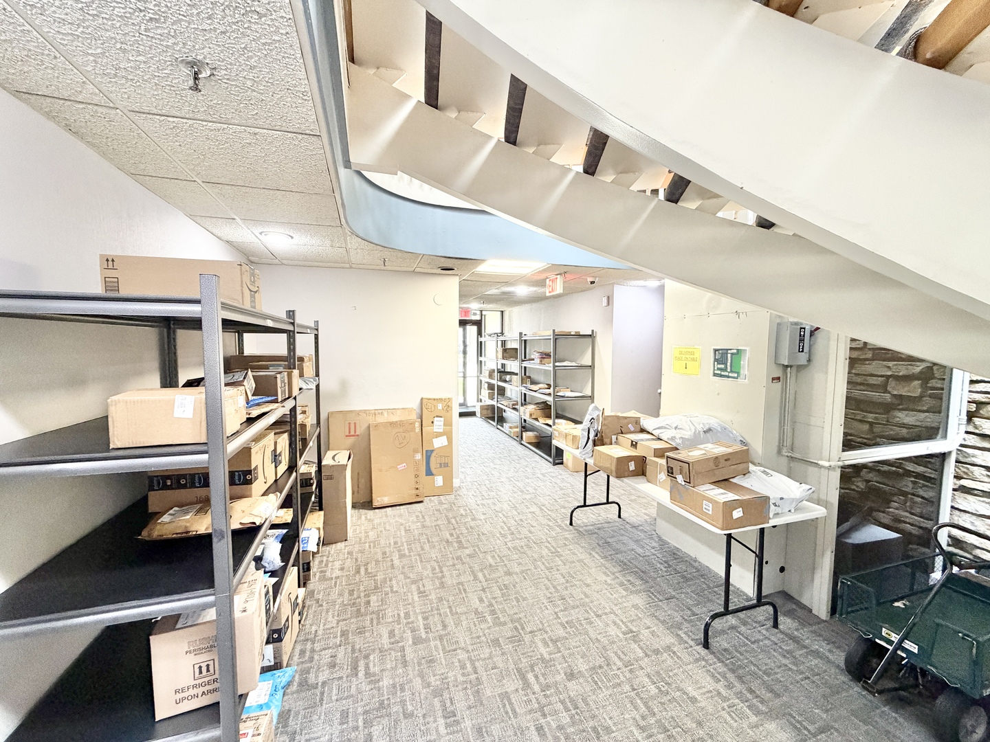 9098 W Ter Dr #1L Niles, IL 60714