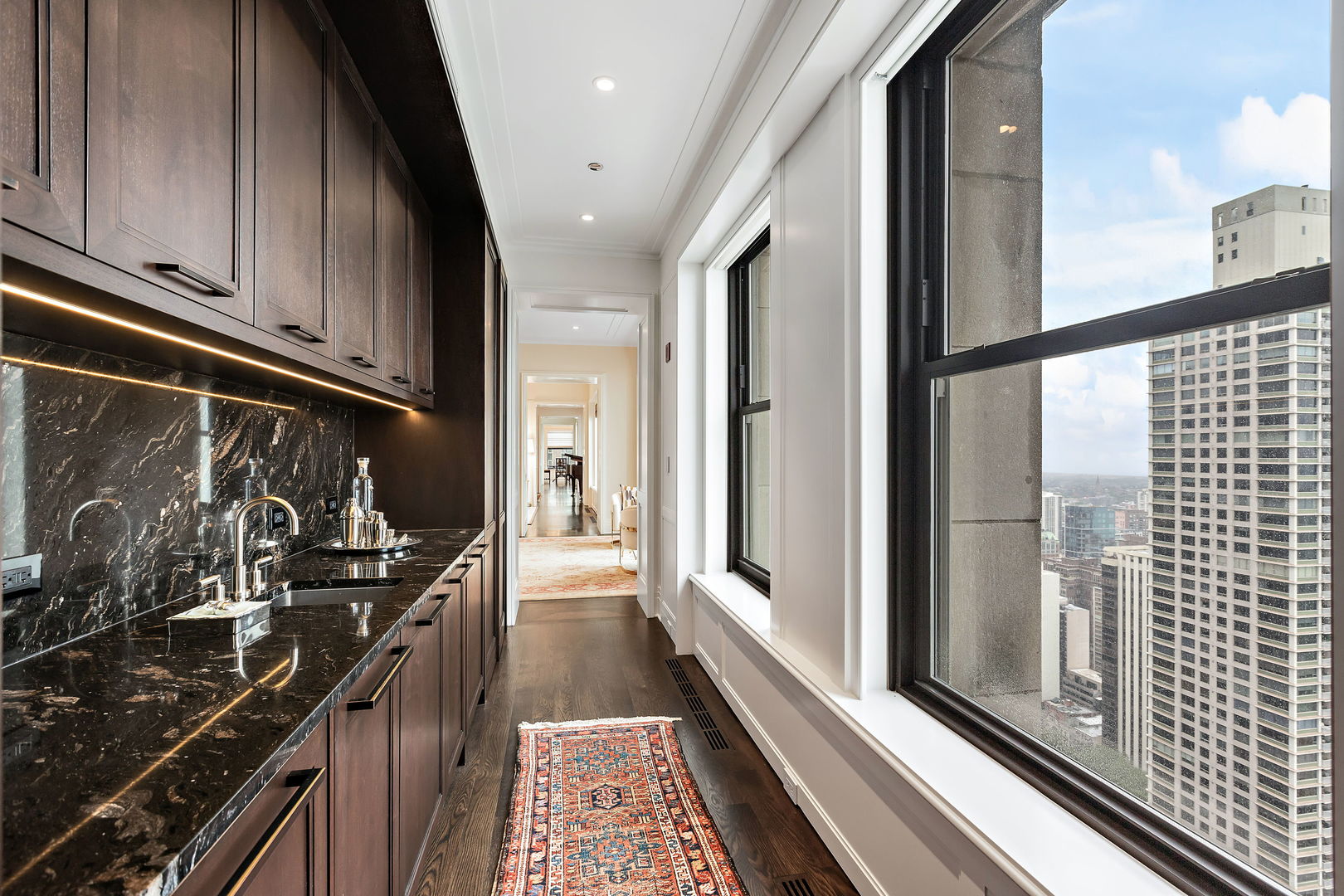 159 E Walton Pl #PH Chicago, IL 60611