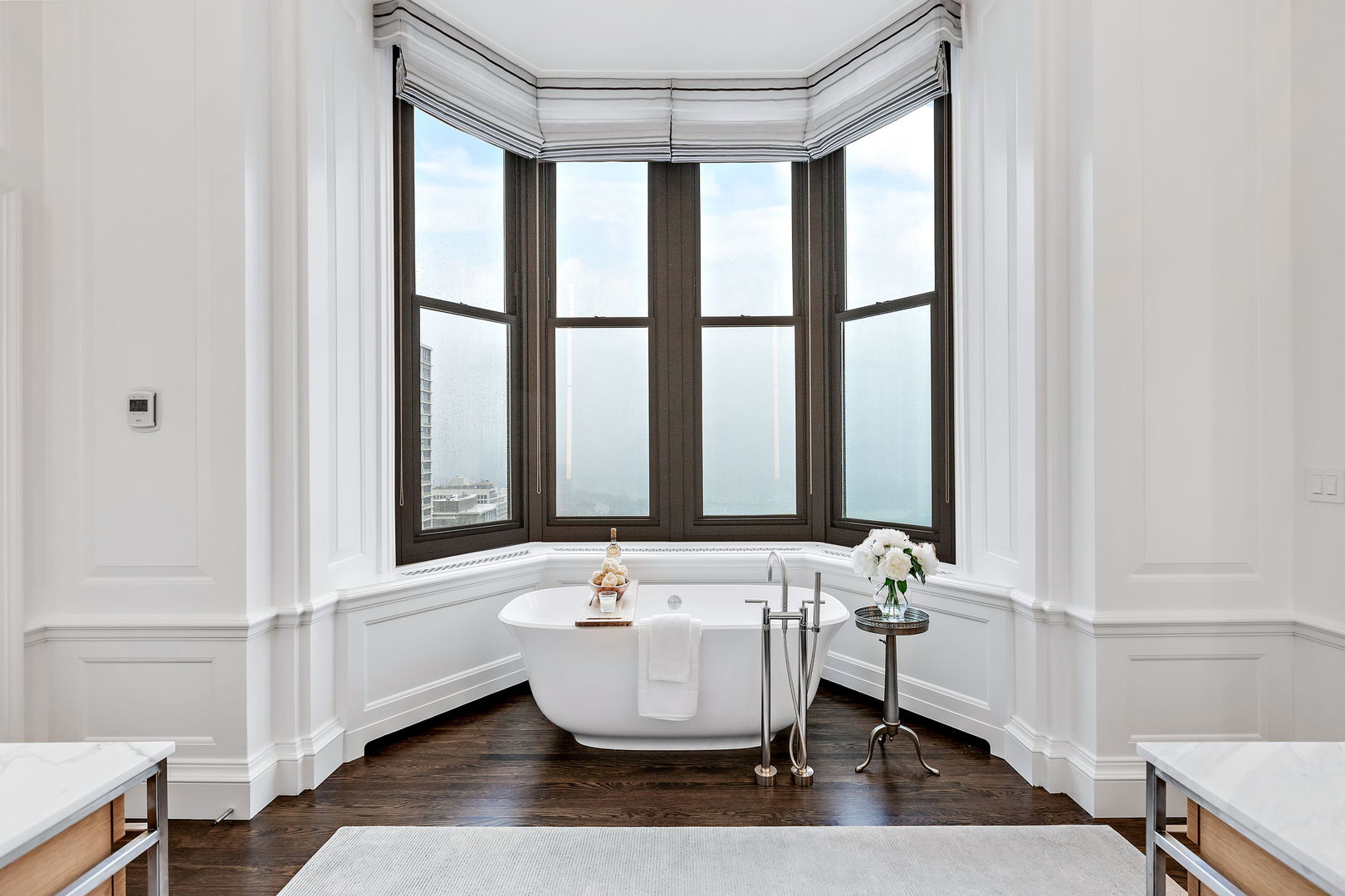 159 E Walton Pl #PH Chicago, IL 60611