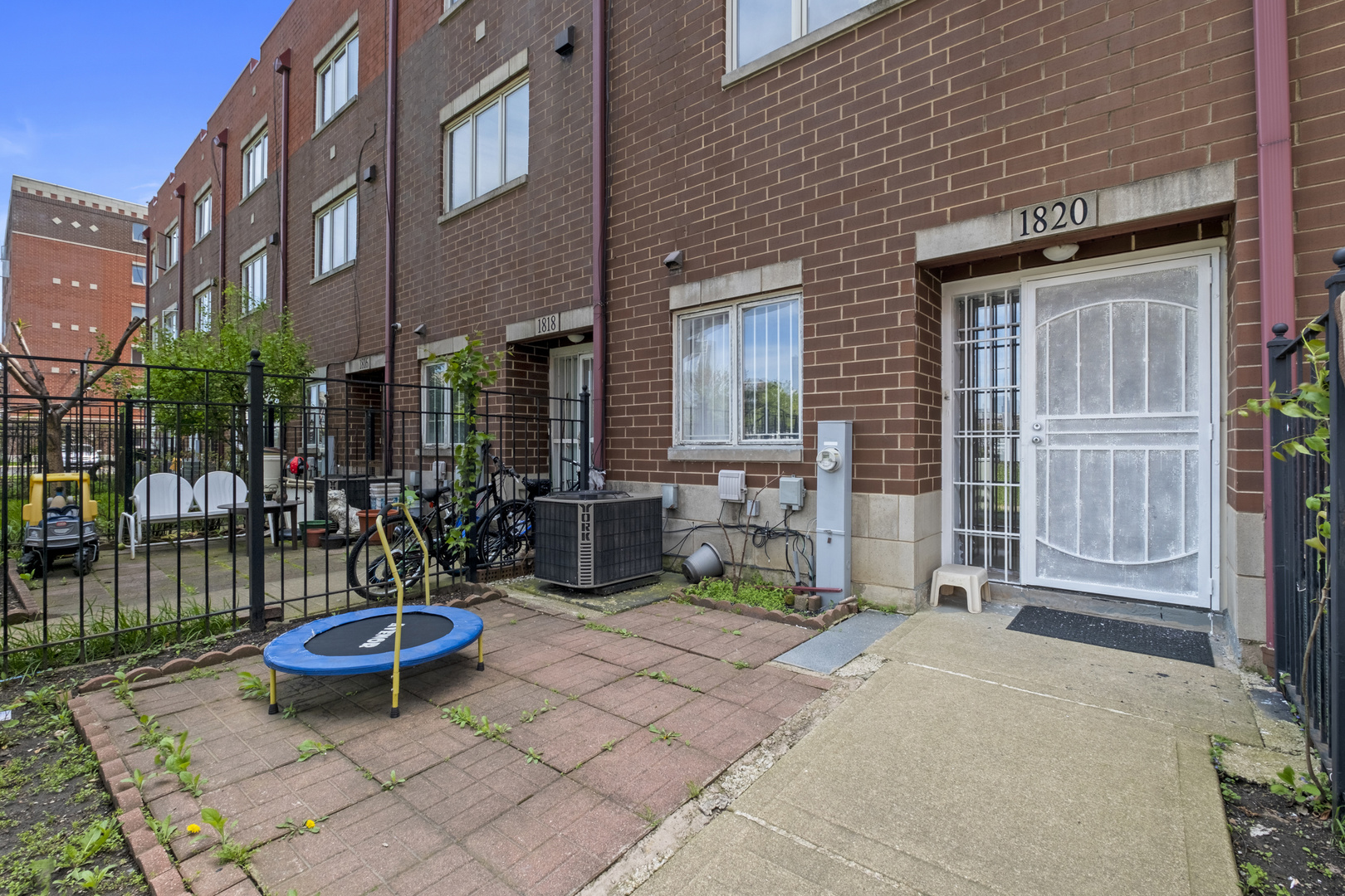 1820 S Melody Ct