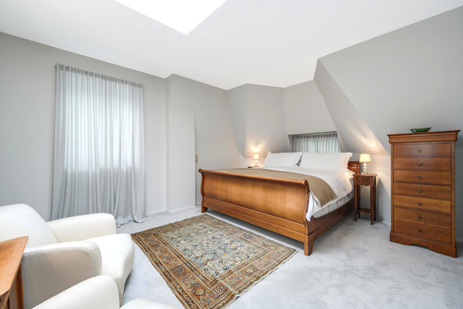 2729 N Hampden Ct Chicago, IL 60614