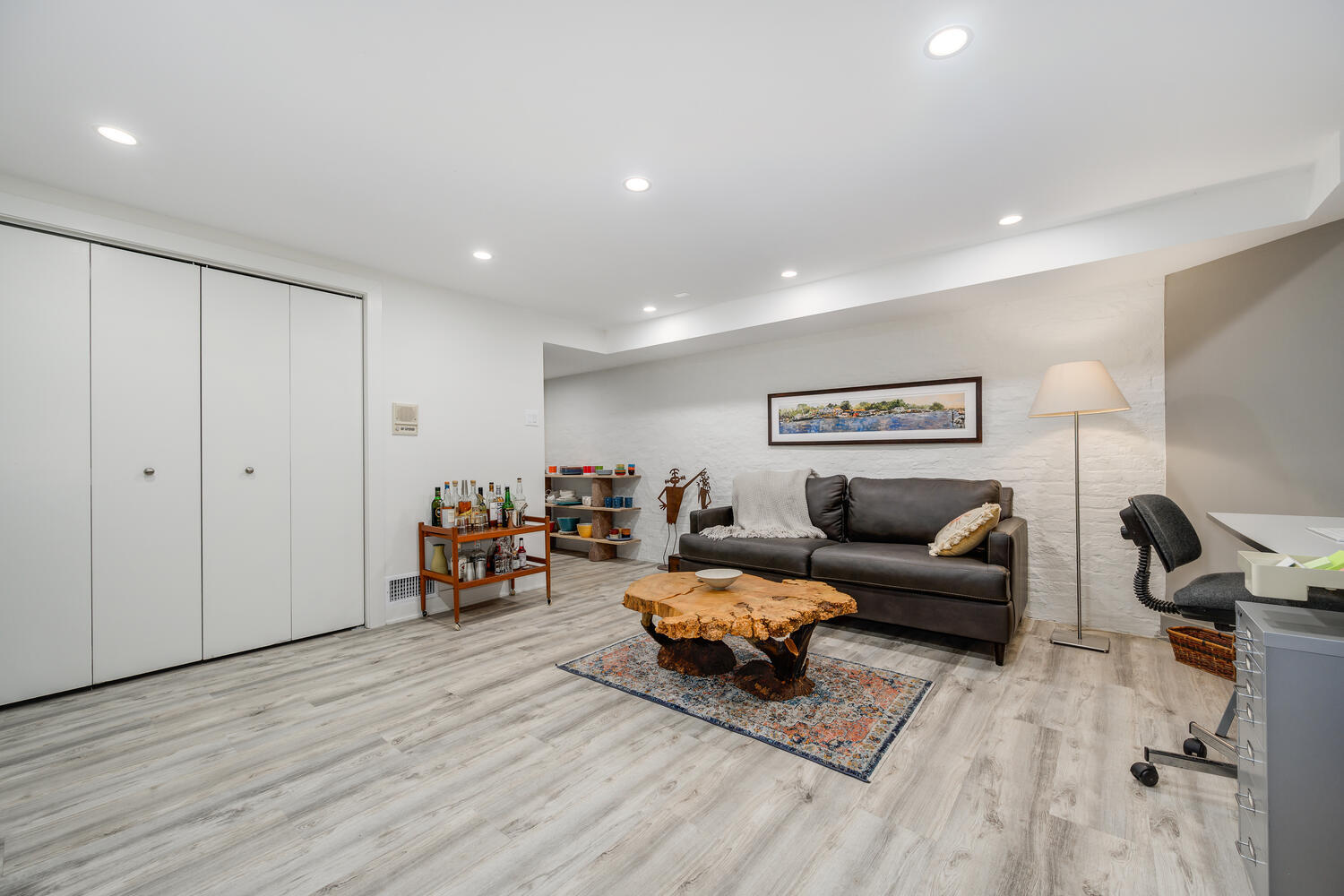 2729 N Hampden Ct Chicago, IL 60614