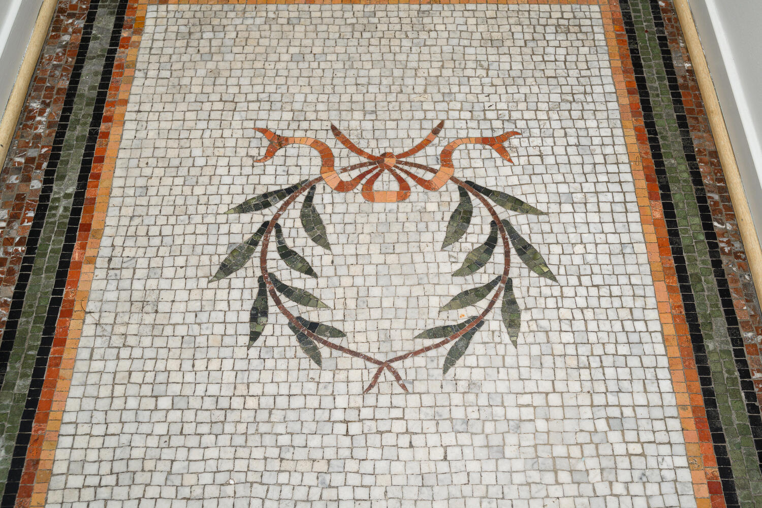 2729 N Hampden Ct Chicago, IL 60614