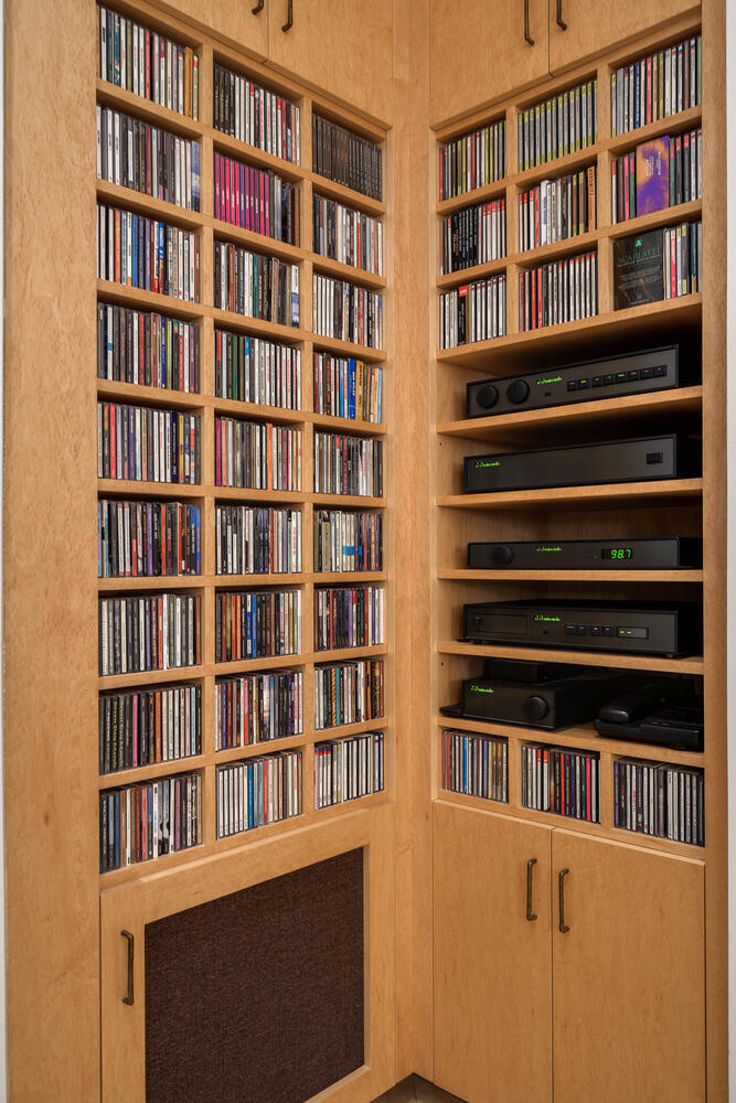 2729 N Hampden Ct Chicago, IL 60614