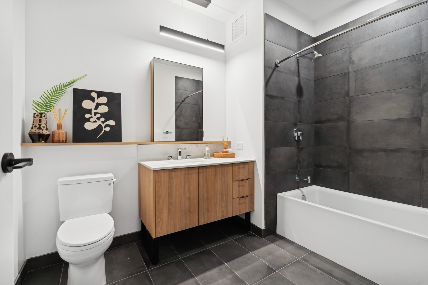 234 W Polk St #2804 Chicago, IL 60607