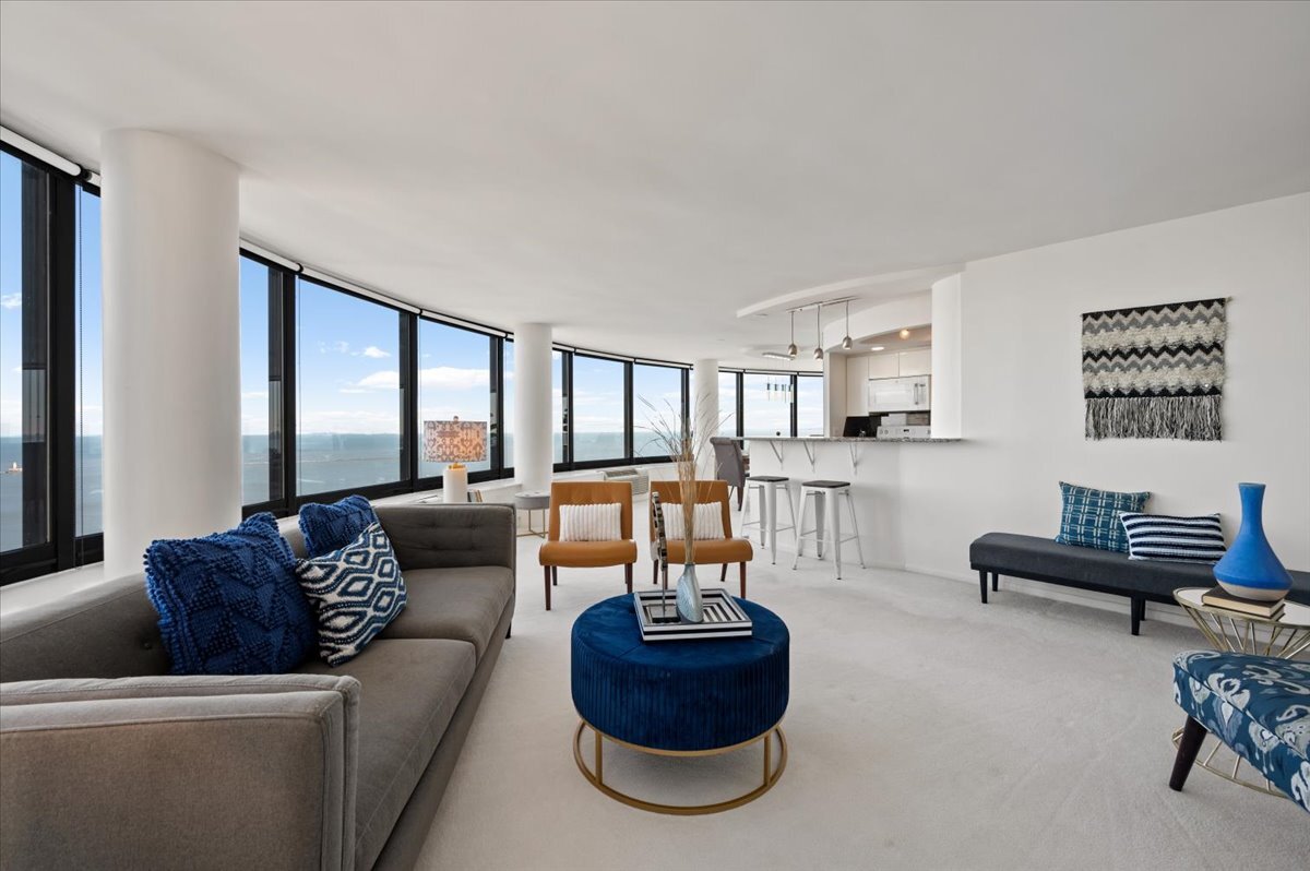 155 N Hbr Dr #3008-09 Chicago, IL 60601