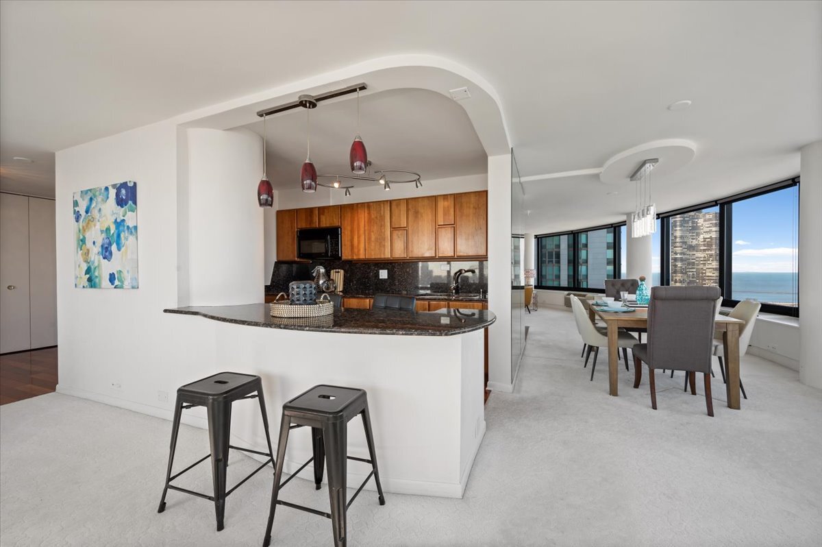 155 N Hbr Dr #3008-09 Chicago, IL 60601