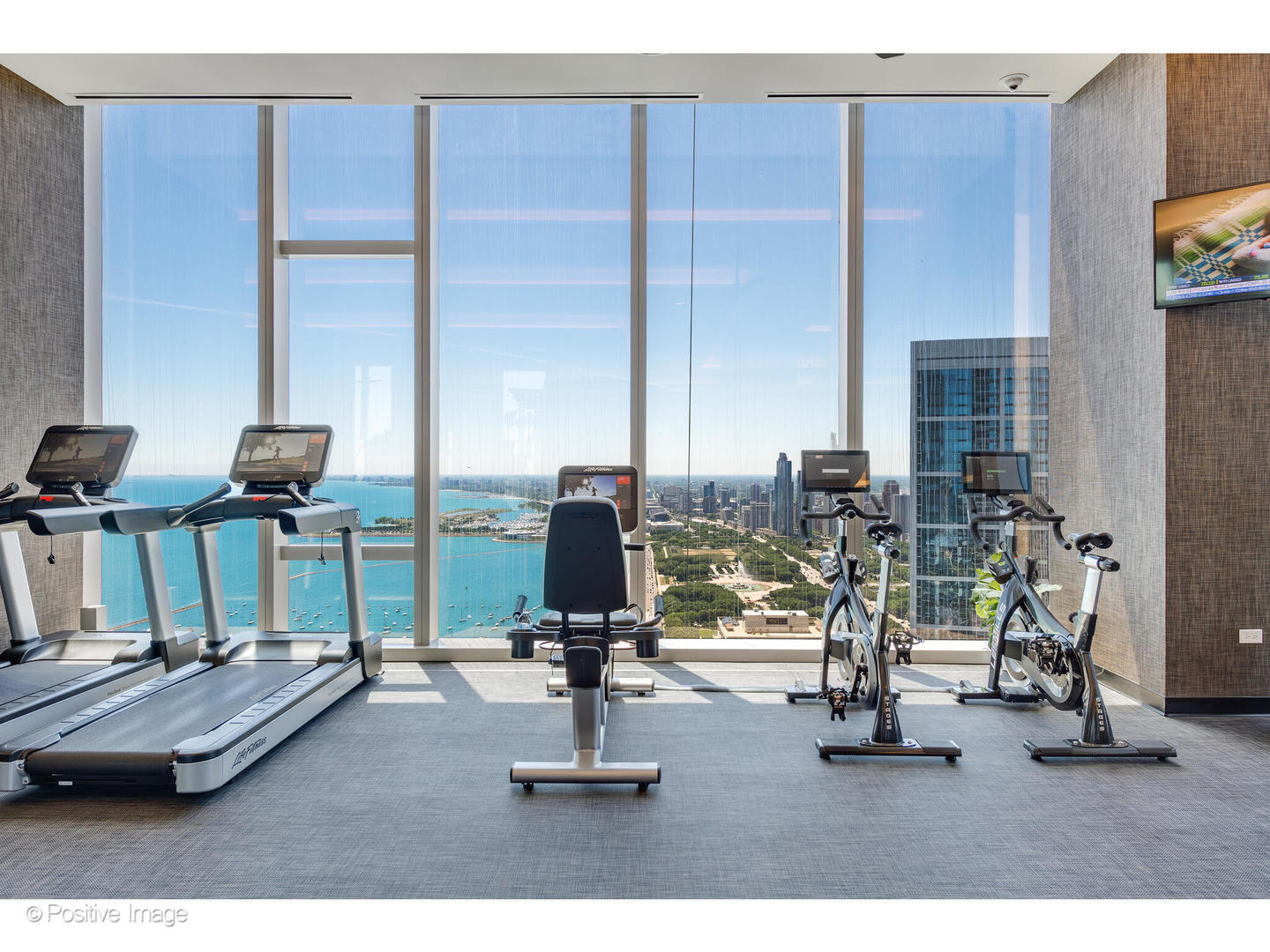 363 E Wacker Dr #1903 Chicago, IL 60601