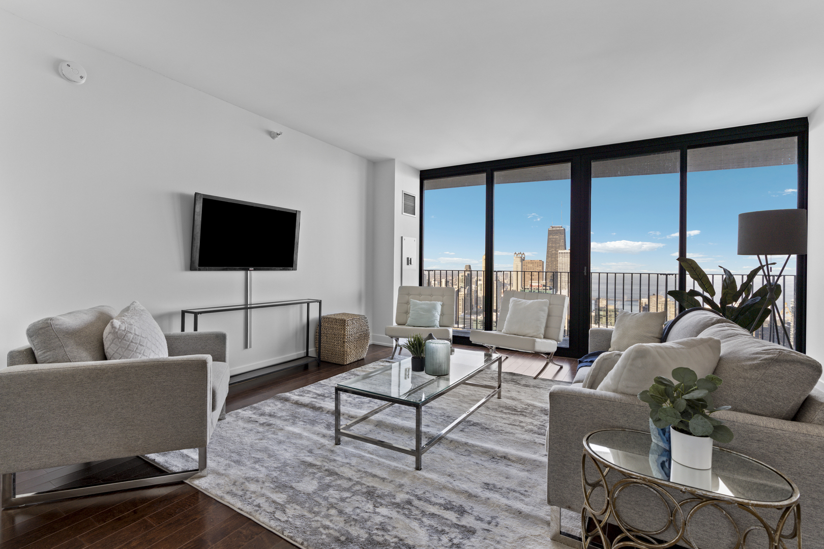 225 N Columbus Dr #6204 Chicago, IL 60601